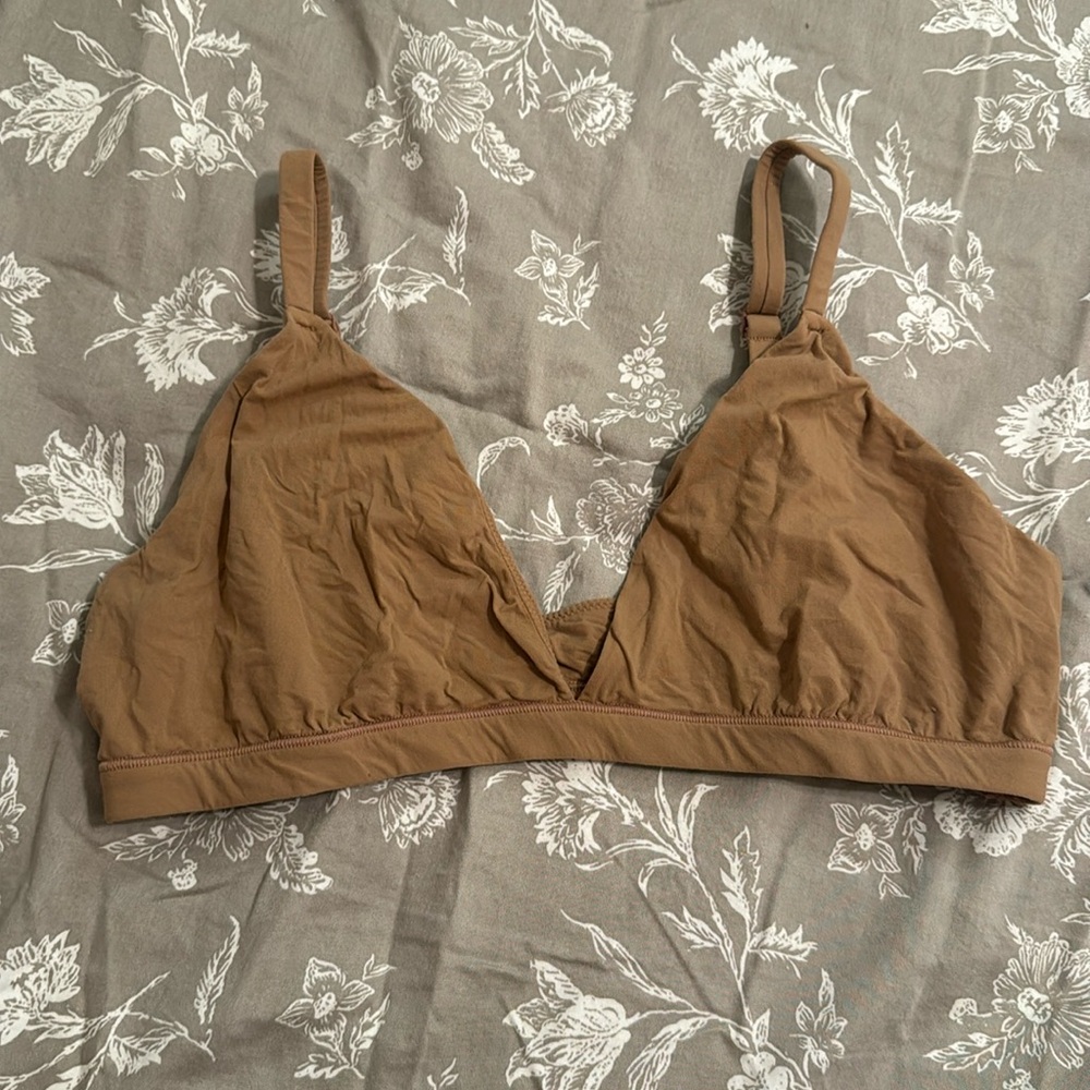 Skim triangle bralette size xl
